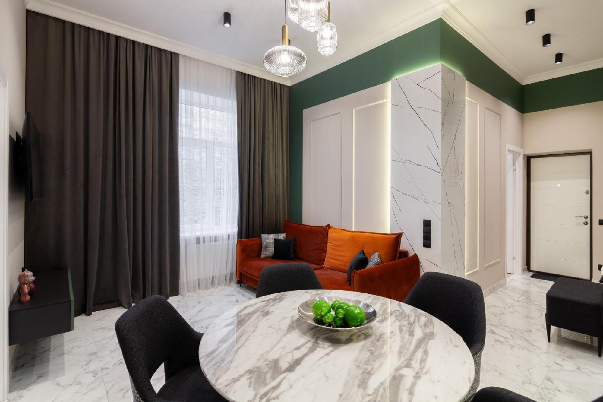 Leogrand Apartments On Franka 35 Львов Экстерьер фото